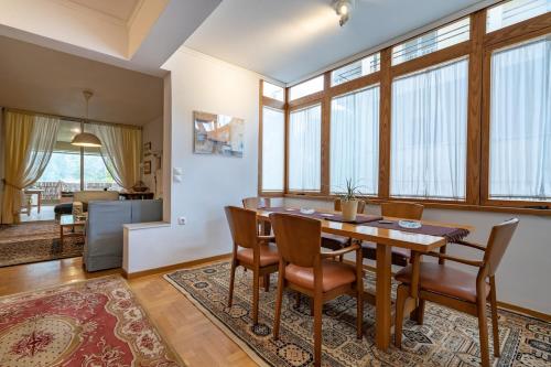 3BRM Flat in Chalandri Near Metro by ΜΡS — 4-Star Luxury Hotel in Athens, Greece