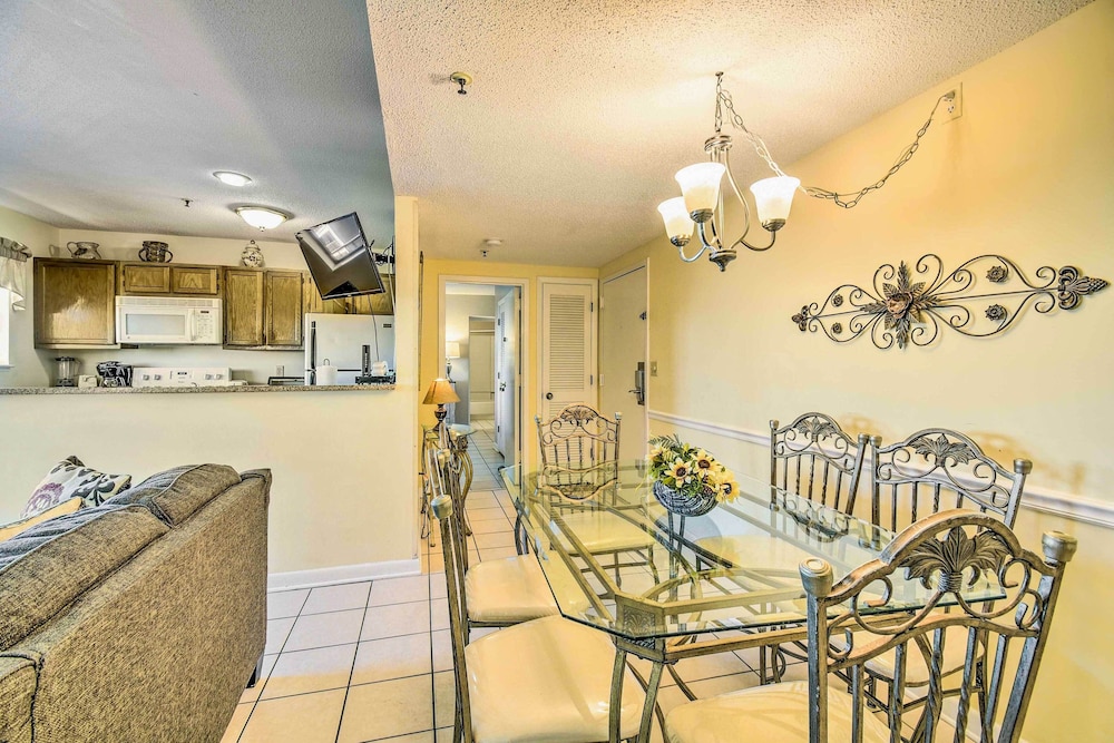 Homey Myrtle Beach Condo w Resort Amenities - photo 17
