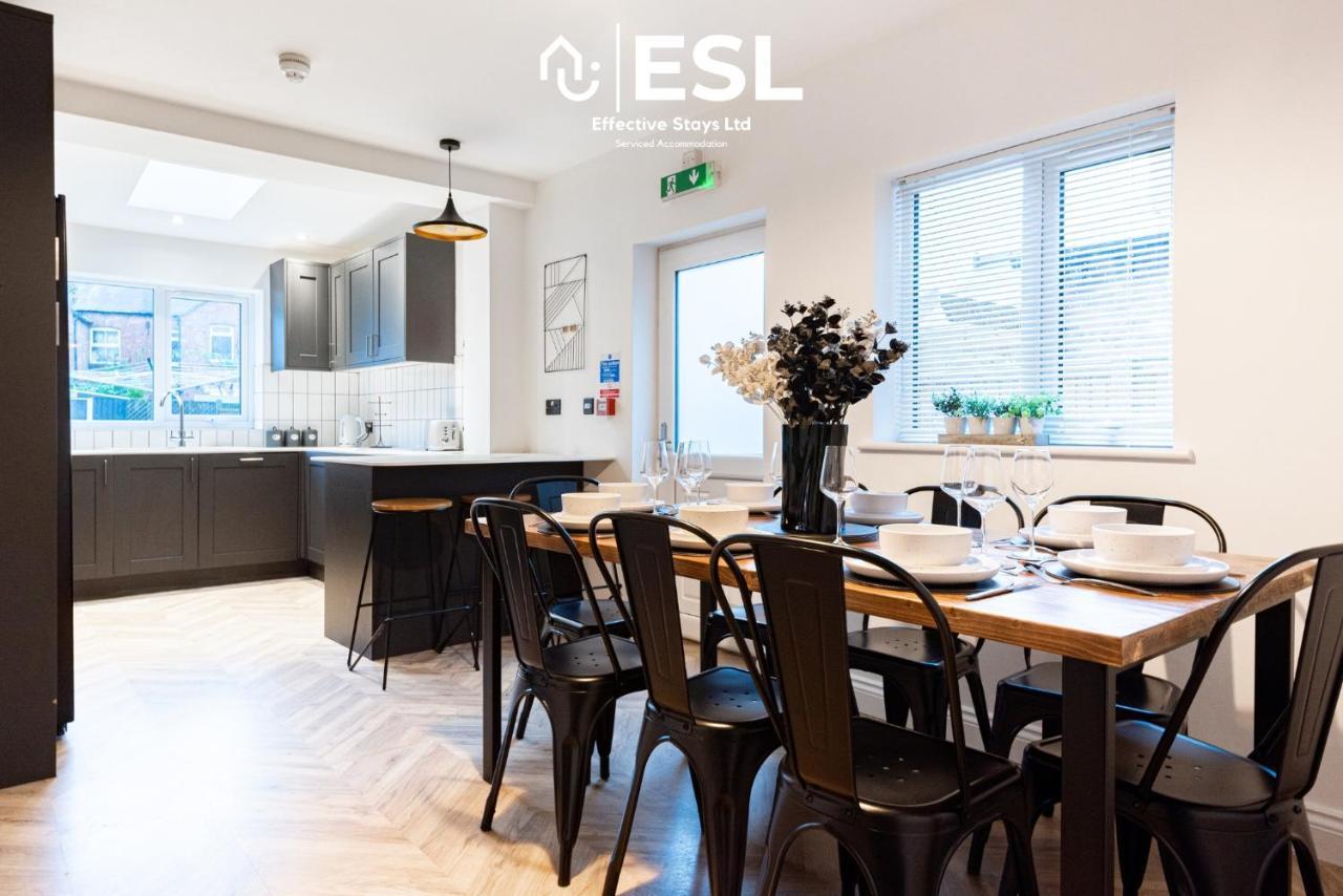 5 Bedroom Victorian Town House Perfect for Contractors and Family Groups — 4-Star Luxury Hotel in Shrewsbury, United Kingdom