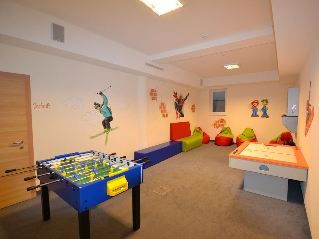 Hotel Röck Garni in Fiss, Austria