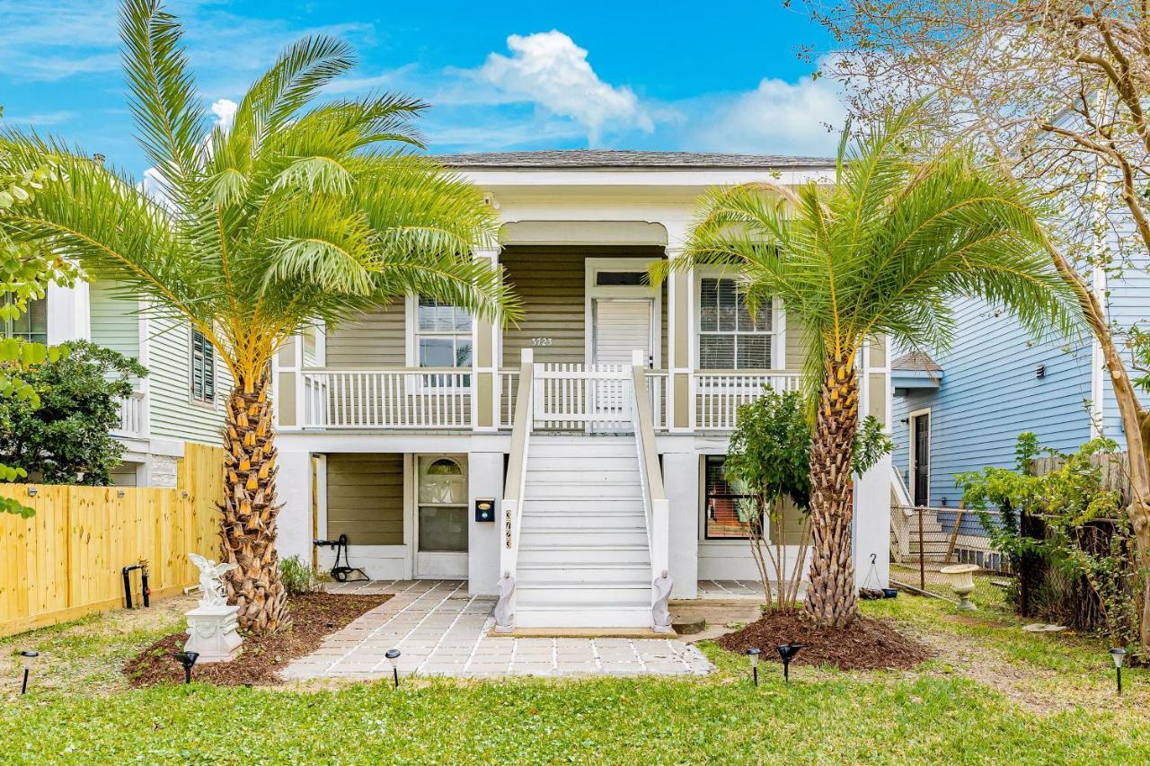 Ocean Waves - carbon neutral hotel in Galveston