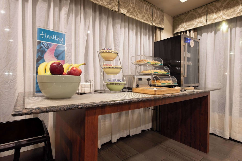 Quality Inn Monroe - photo 17