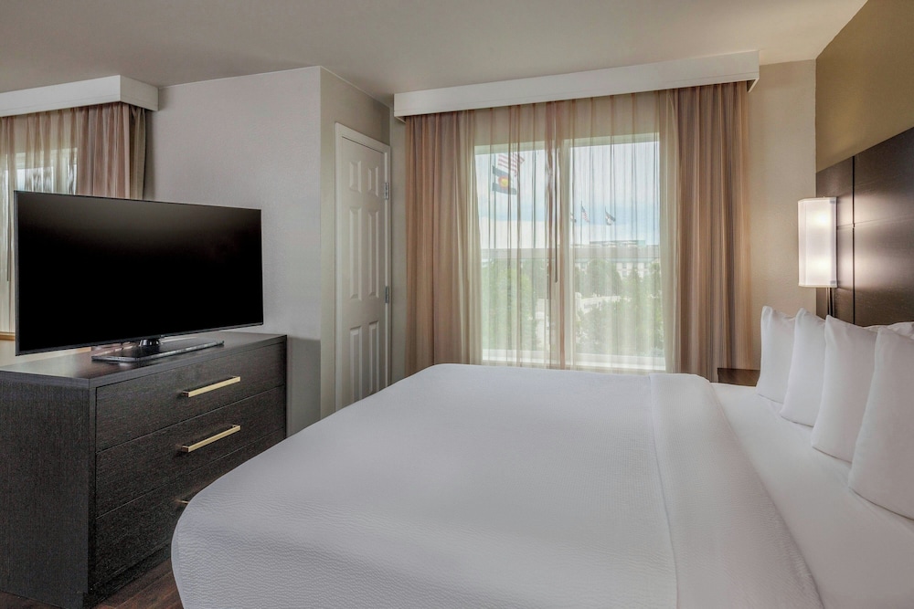 Residence Inn by Marriott Denver Airport at Gateway Park - photo 17