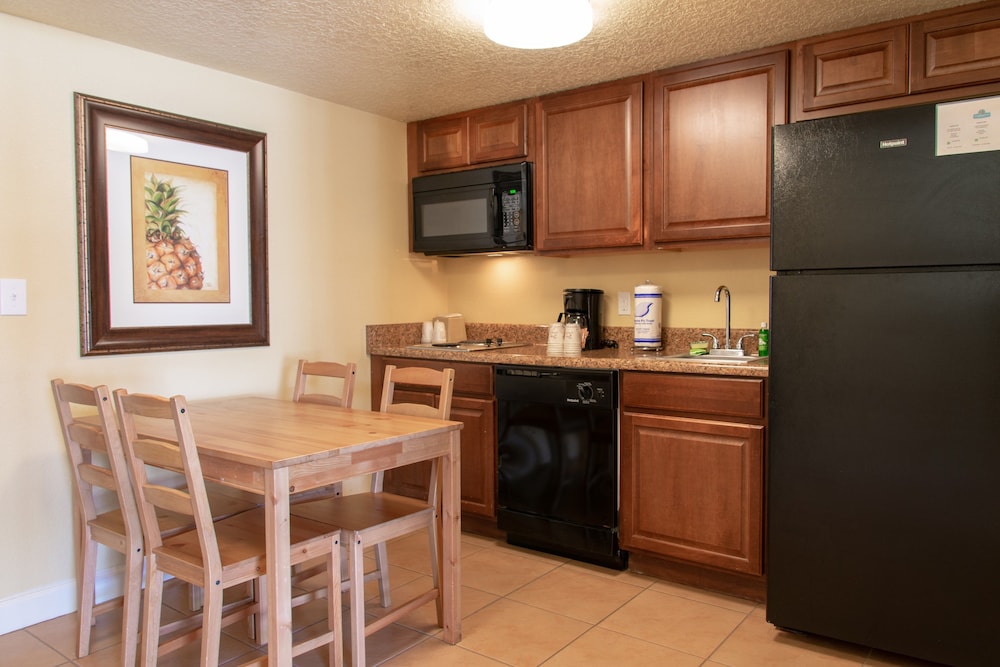 Celebration Suites - photo 25