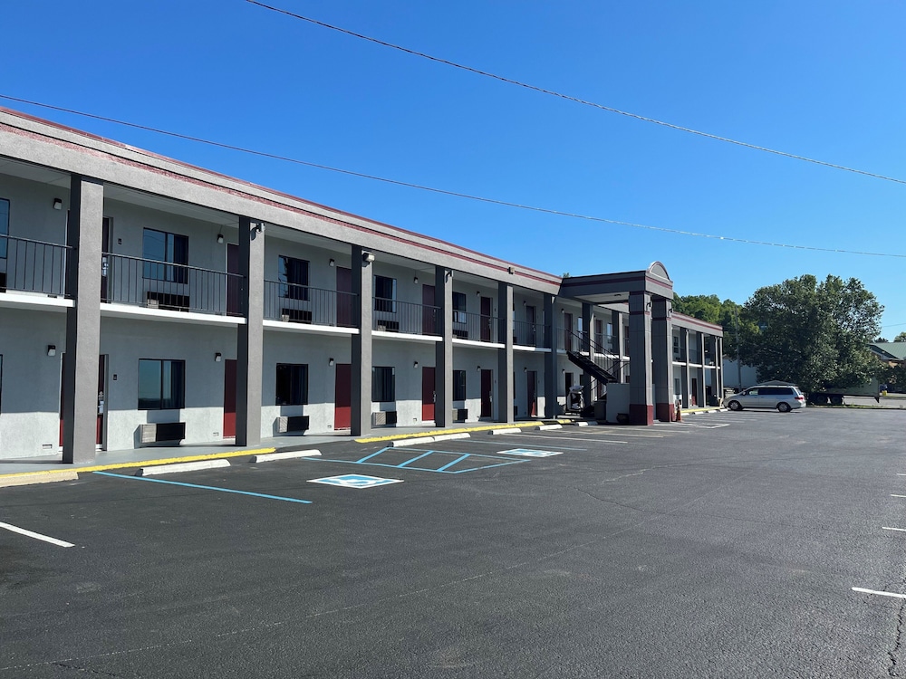 Red Roof Inn Kimball TN I 24 - photo 19