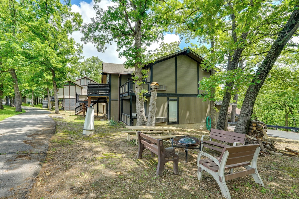 1 Mi to Margaritaville Resort: Cottage w Fire Pit - photo 23