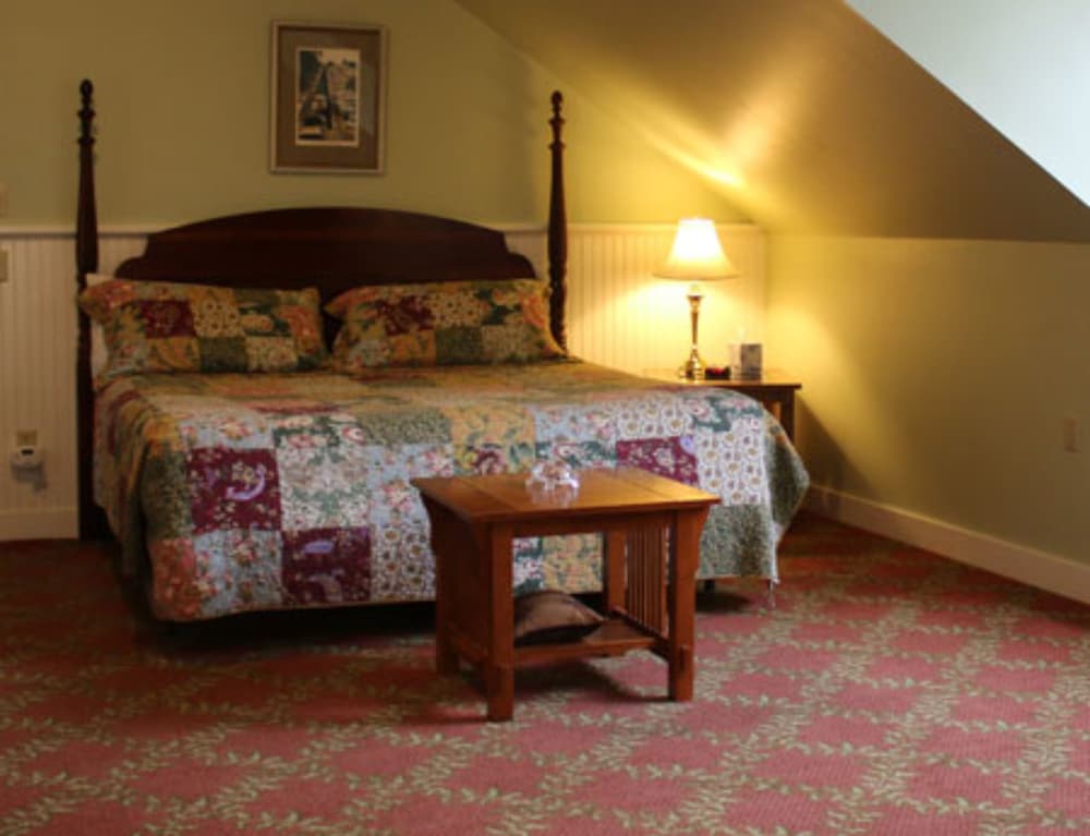 Kearsarge Inn - photo 26