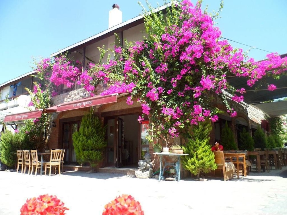 Second Spring Hotel - carbon neutral hotel in Cesme