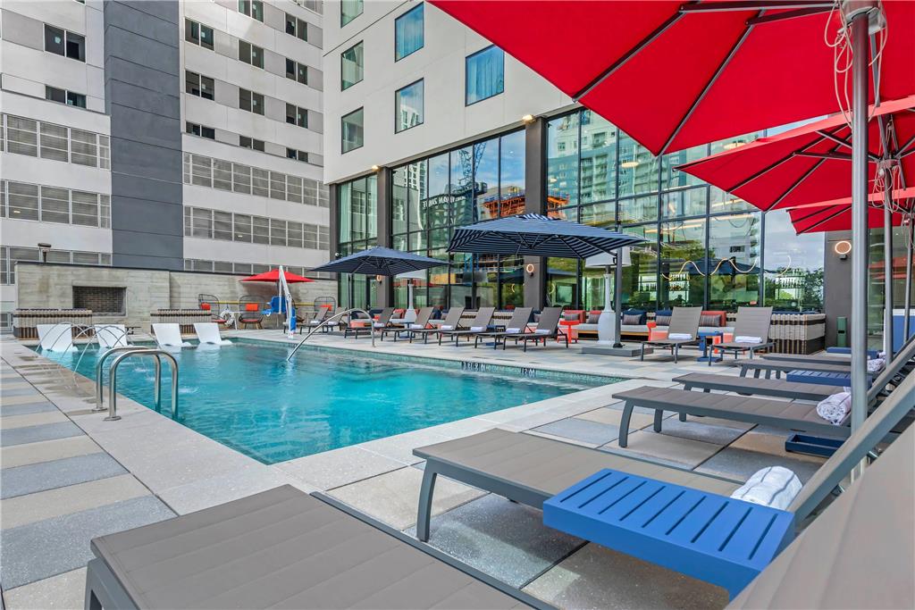 Cambria Hotel Austin Downtown - photo 50