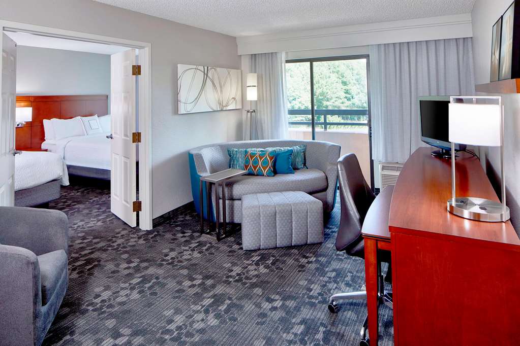 Sonesta Select Raleigh Durham Airport Morrisville - photo 10