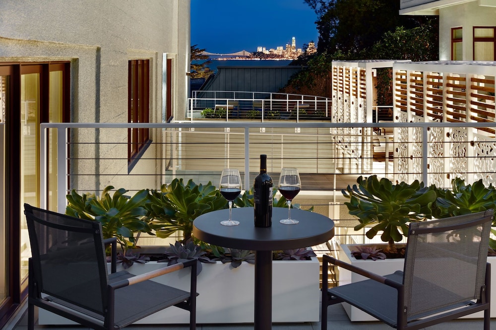 Casa Madrona Hotel & Spa - photo 94