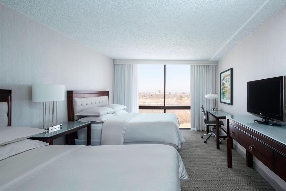 Sheraton West Des Moines Hotel - photo 11