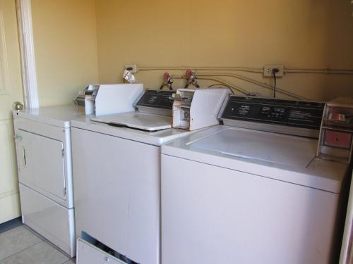 El Paso Inn - photo 13