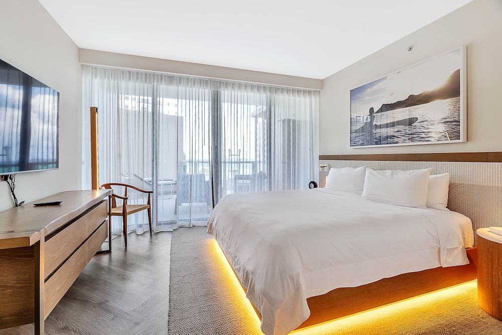 Private Residences at W SoBe by LRMB - photo 59