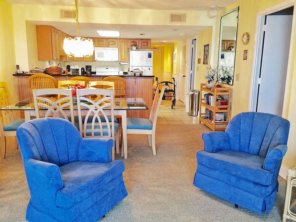 Springs Towers Unit 304 - photo 10
