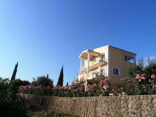 Linda House Corfu 2 — 4-Star Luxury Hotel in Agioi Deka, Greece