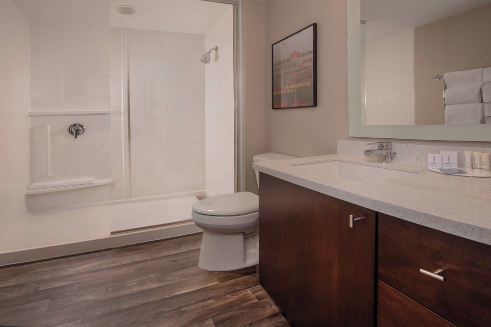 TownePlace Suites by Marriott Altoona - photo 16