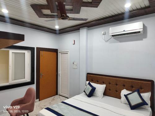The Puranjay Hotel - last minute hotel in Unknown City