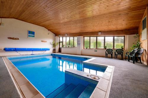 Luccombe Farm Holiday Cottages — hotel in Blandford Forum
