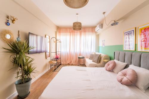 Hellinikos Suite few steps from Acropolis — 4-Star Luxury Hotel in Athens, Greece
