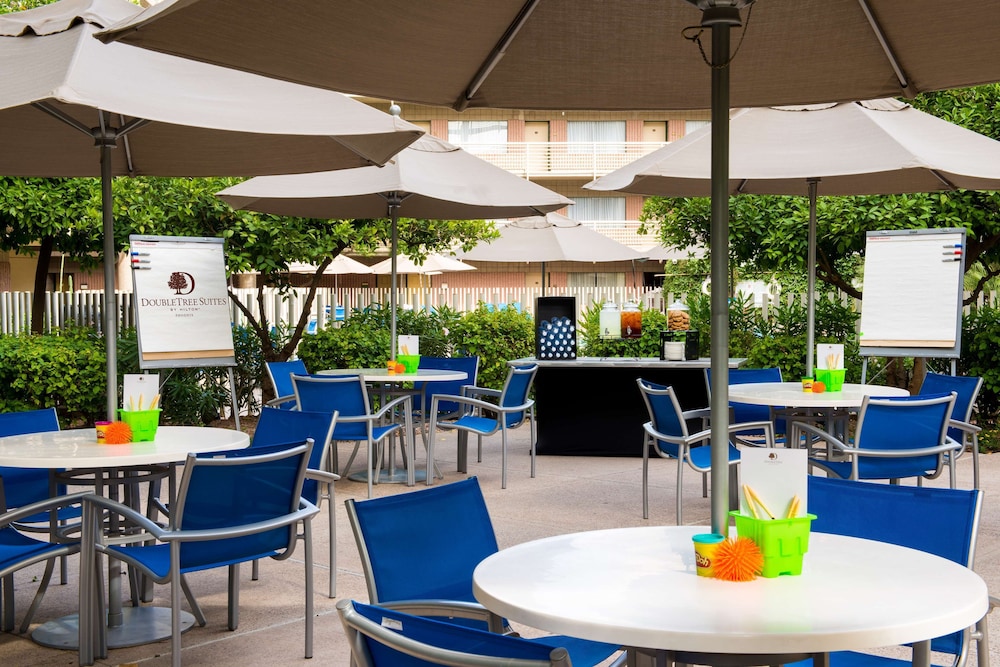 DoubleTree Suites by Hilton Phoenix - photo 62