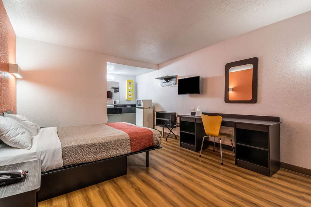 Motel 6 Schenectady NY - photo 9