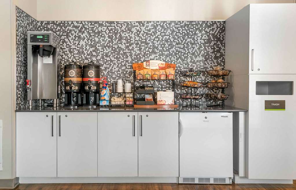 Extended Stay America Suites Detroit Rochester Hills - photo 7