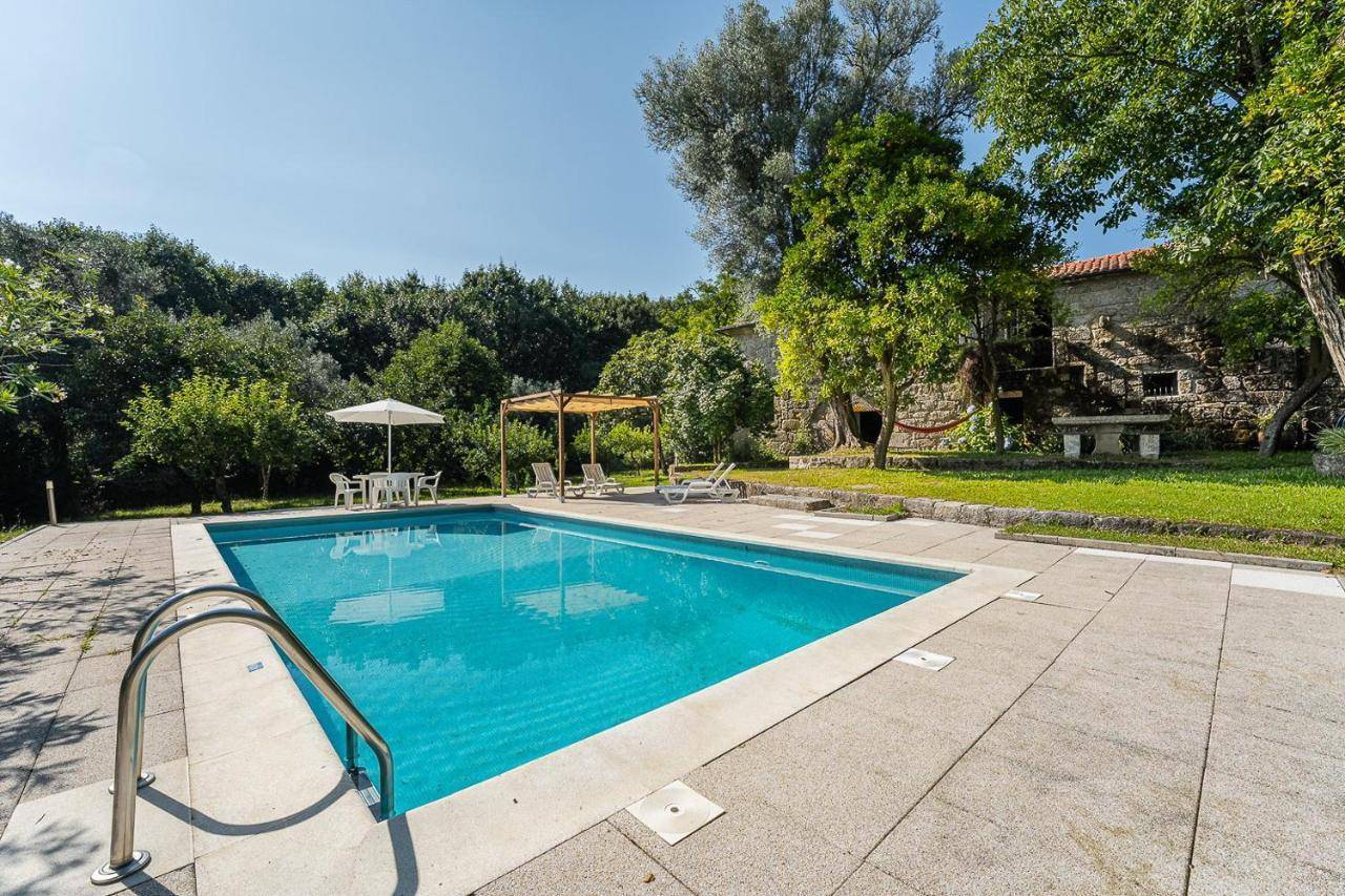 Casa do Pomar Manor House — 4-Star Luxury Hotel in Povoa De Lanhoso, Portugal