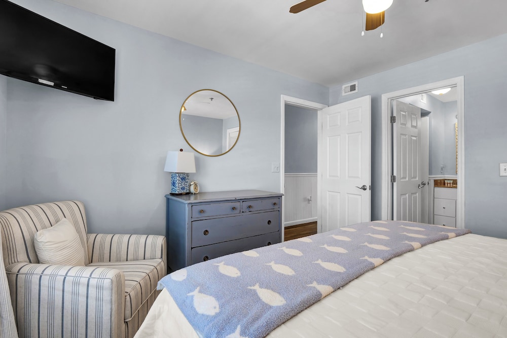 Sandpeddler Inn & Suites - photo 12