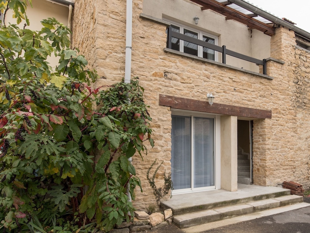 Appart Hotel Bourgoin - last minute hotel in Unknown City