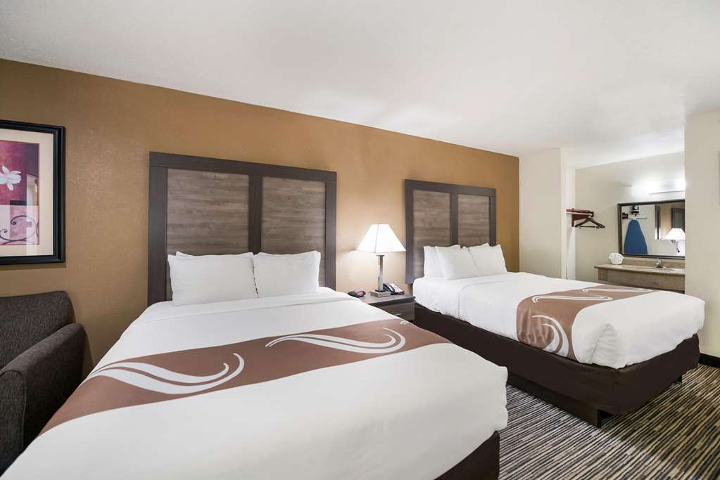 Quality Inn & Suites Lufkin - photo 9