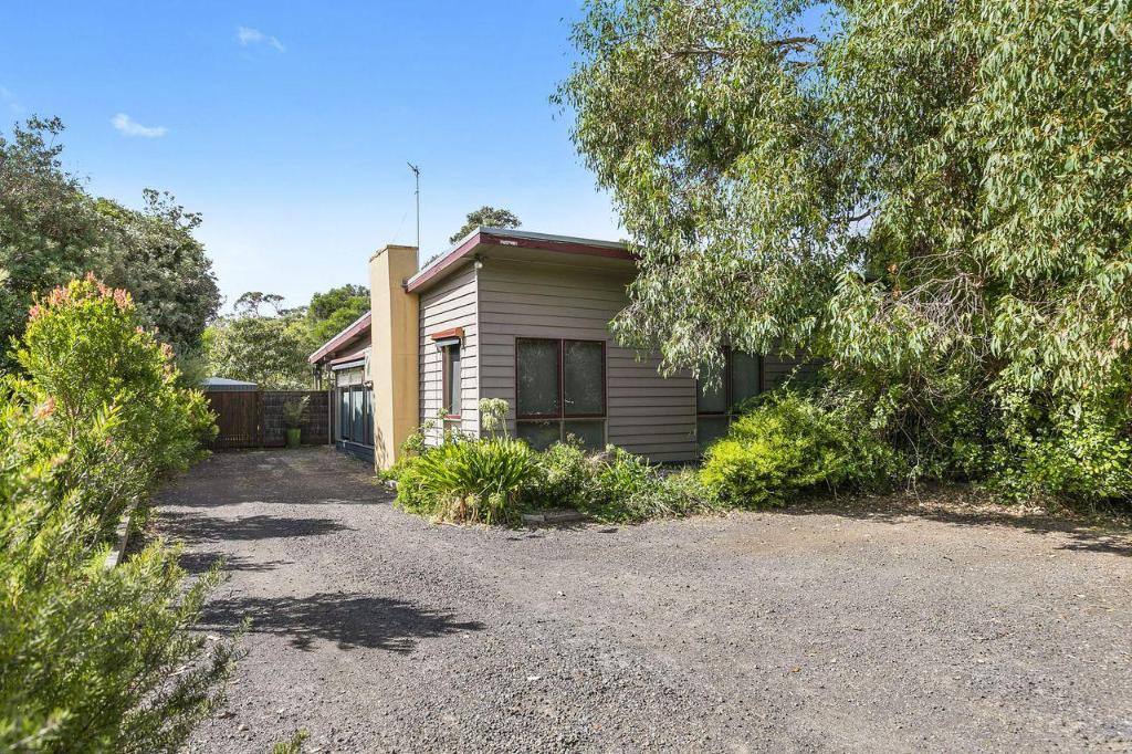 Oceans 12 in Anglesea, Australia