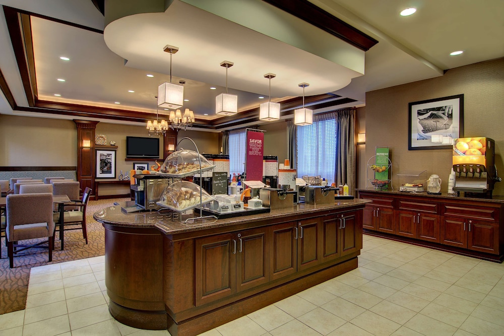 Hampton Inn & Suites Washington Dulles International Airport - photo 28