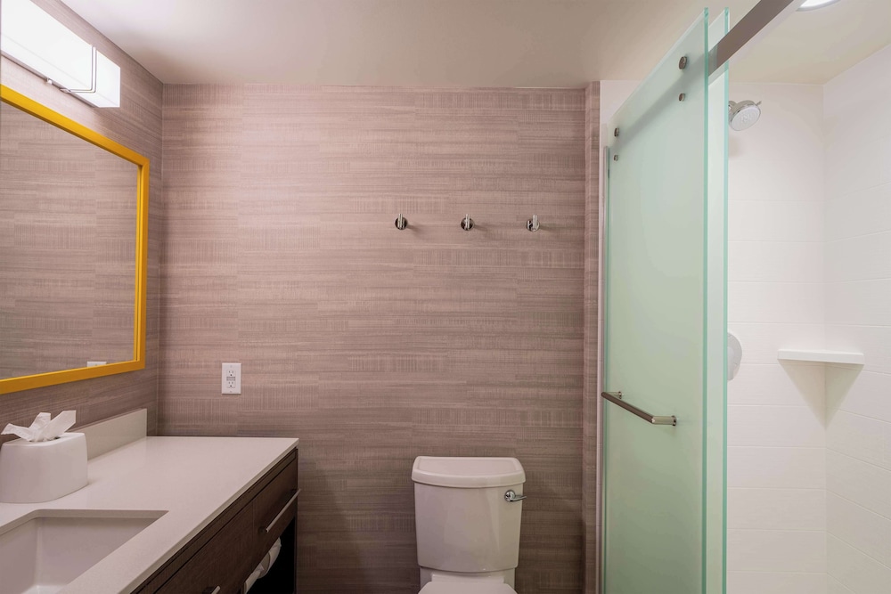 Home2 Suites by Hilton Bozeman Midtown - photo 43
