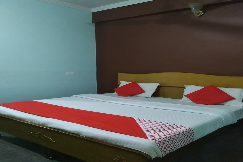 OYO 22689 Hotel United Inn in Jammu, India