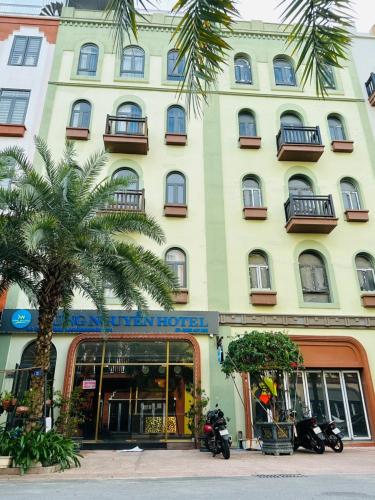 Hưng Nguyễn Hotel - last minute hotel in Ha Long