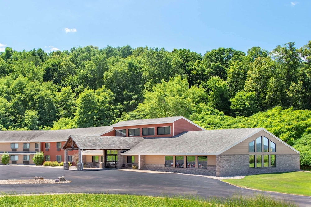 AmericInn by Wyndham West Salem - featured photo