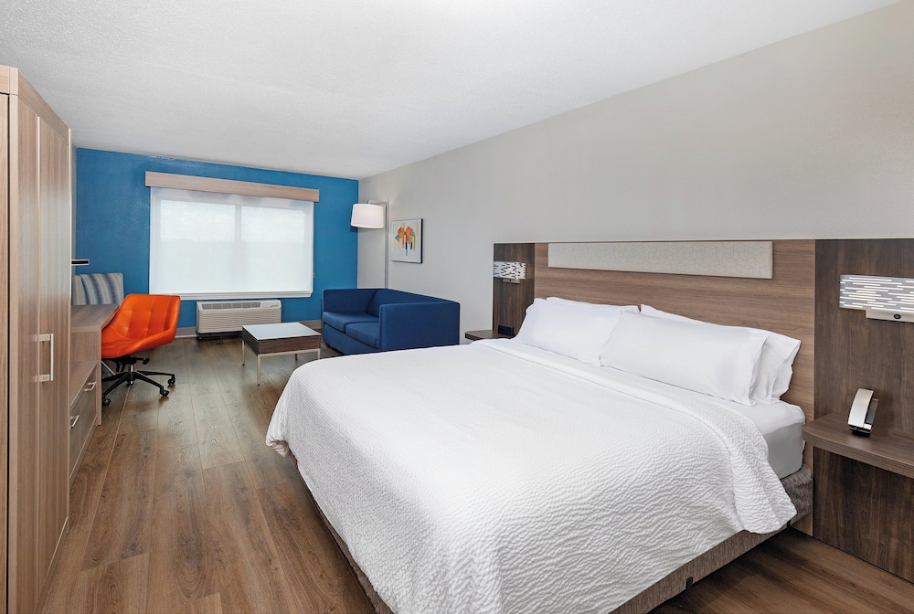 Holiday Inn Express Hotel Ooltewah Springs Chattanooga by IHG - photo 28