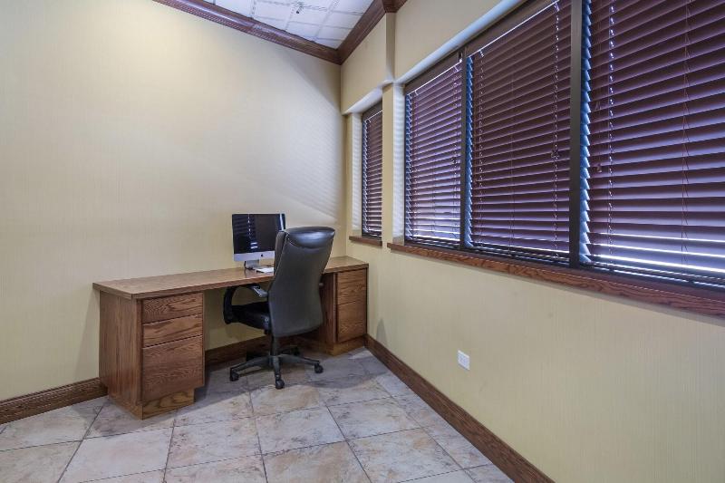 Badlands Inn & Suites - photo 19