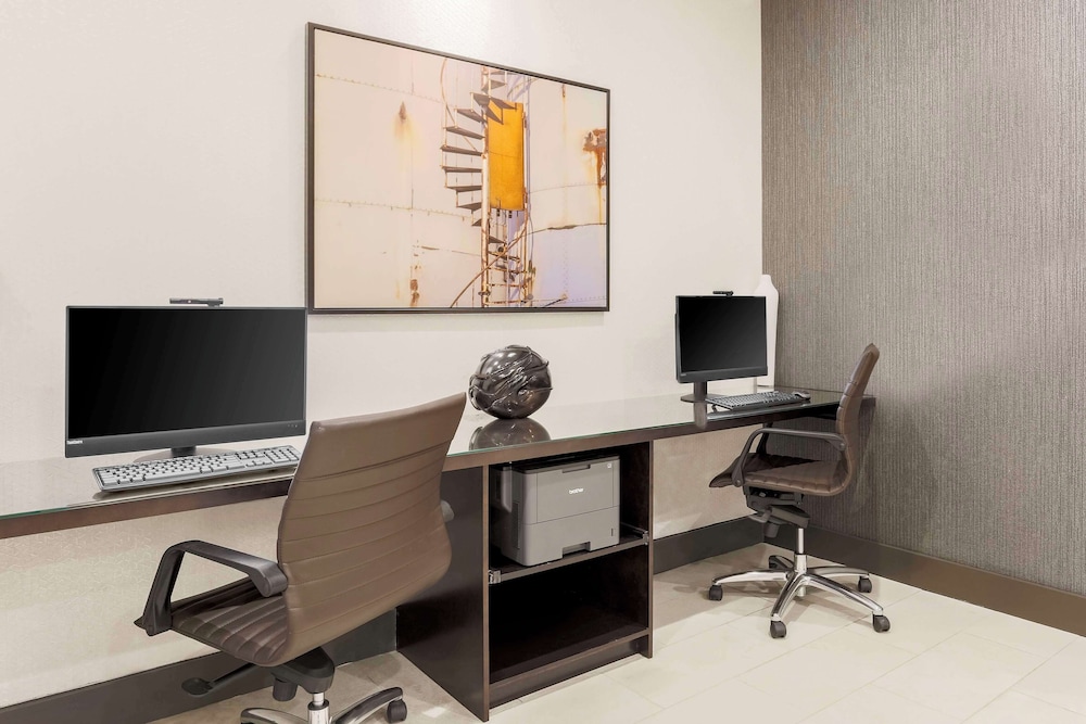 Hyatt Place Waco - photo 17