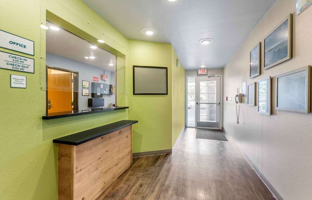 Extended Stay America Select Suites Phoenix Peoria Sun City - photo 3