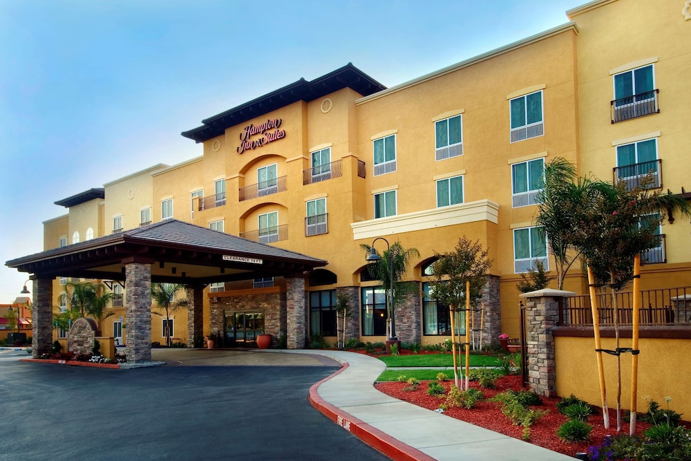 Hampton Inn & Suites Lodi - photo 36