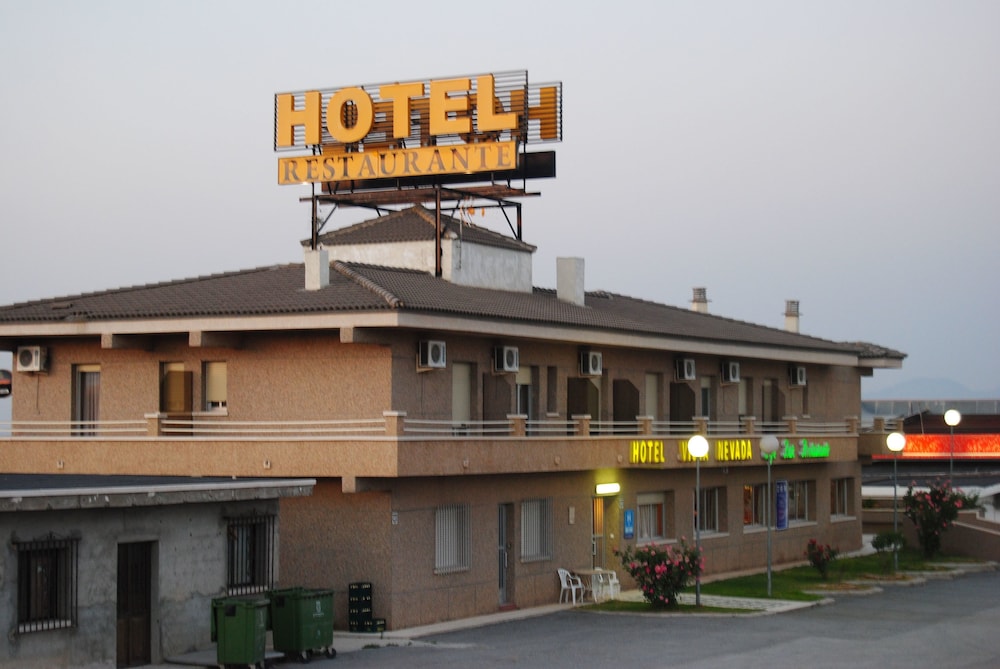 Hotel Vista Nevada pet-friendly hotel Darro