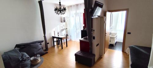 Monolocale in quartiere NoLo — 4-Star Luxury Hotel in Milan, Italy