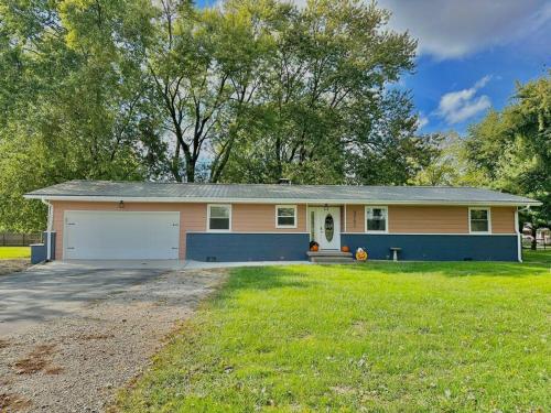 Charming Spacious Get Away — hotel in Shelbyville