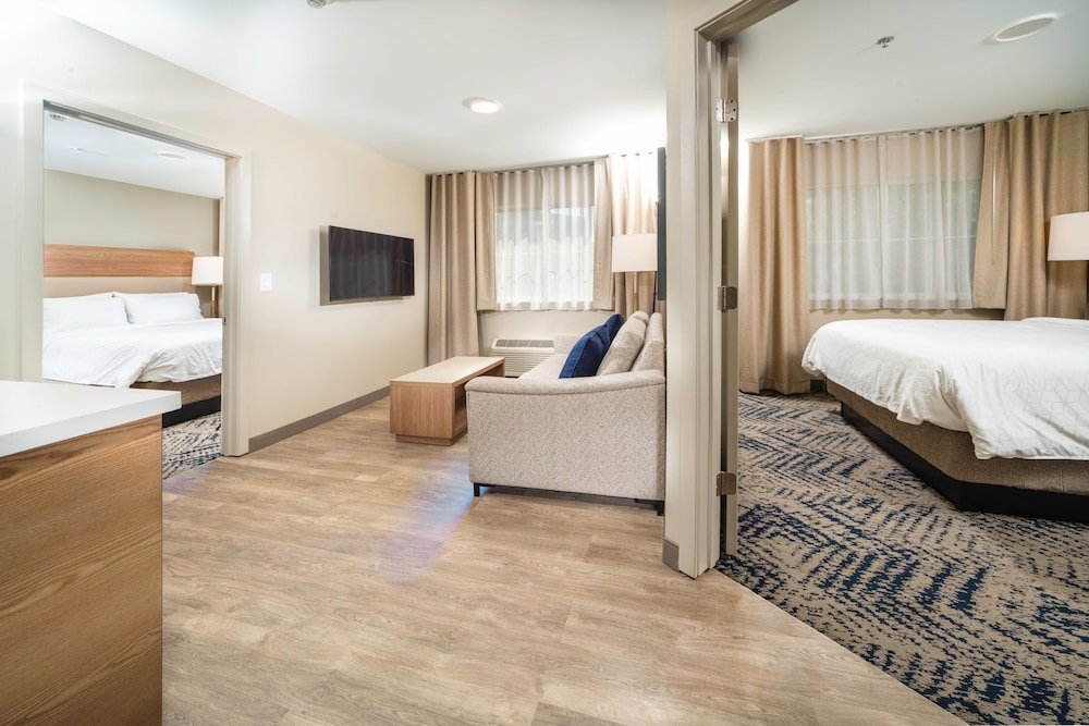 Candlewood Suites Charleston Mt Pleasant by IHG - photo 11