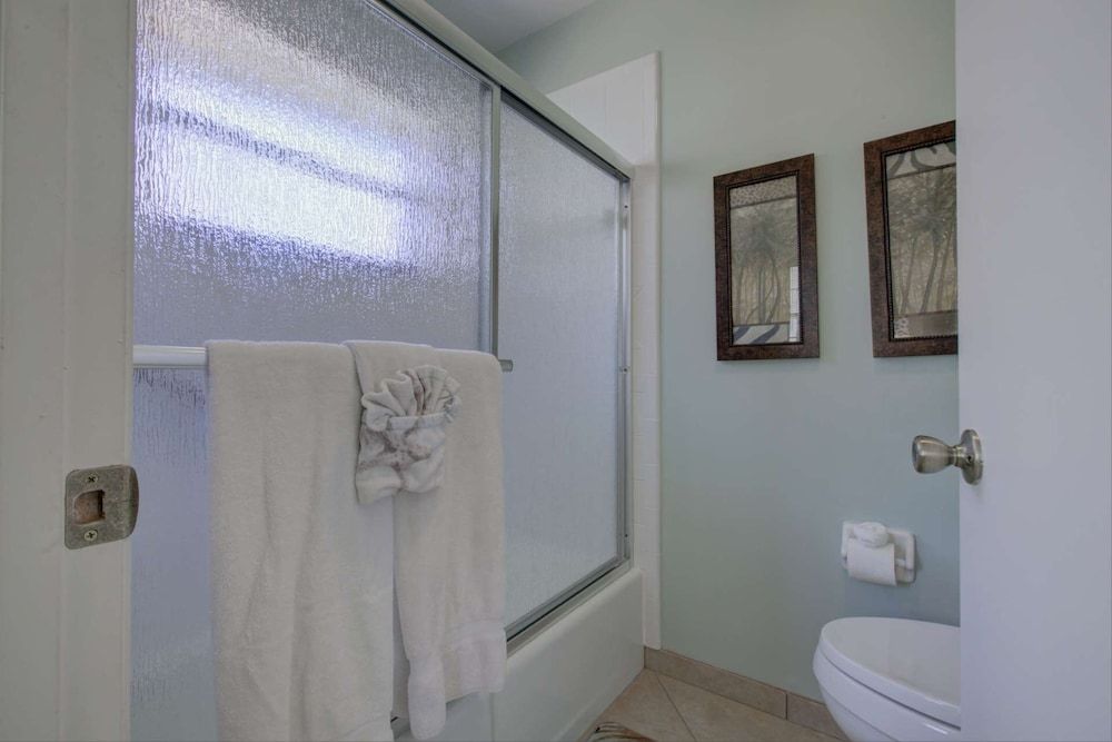 White Pine Court - photo 9