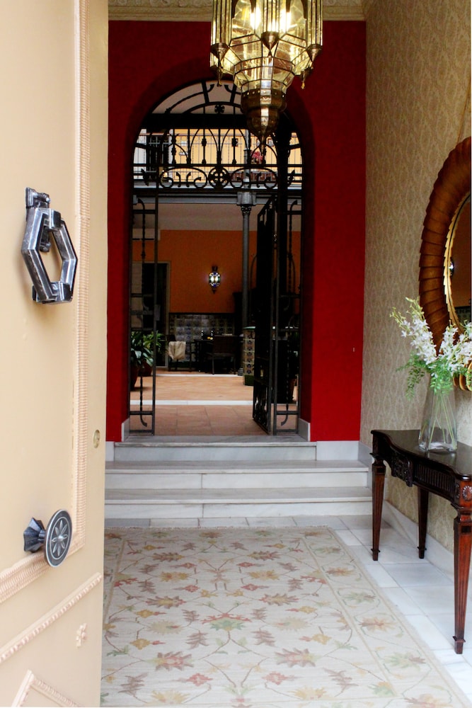 Casa Rural Doña Elisa — 4-Star Luxury Hotel in Torrenueva, Spain