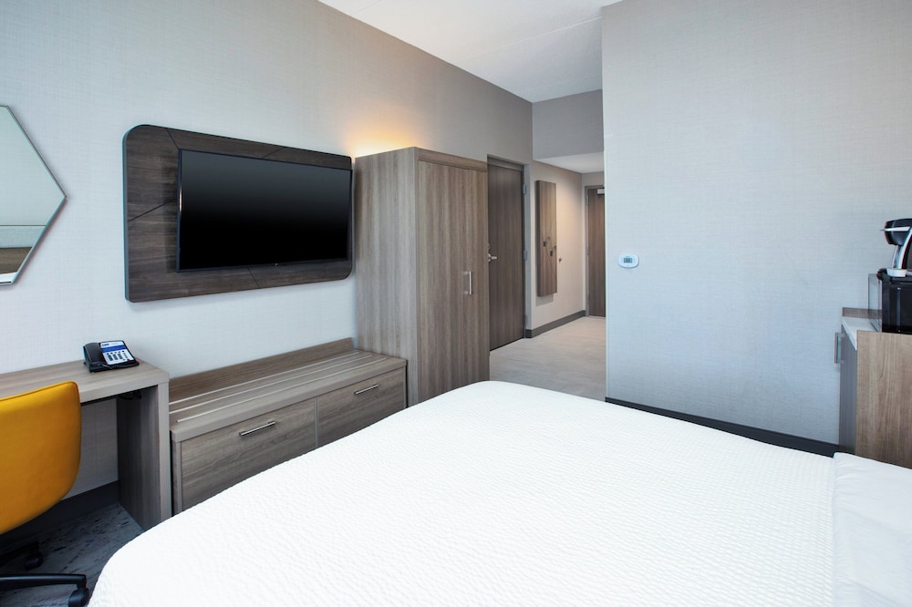 Holiday Inn Express Sault Ste. Marie by IHG - photo 9