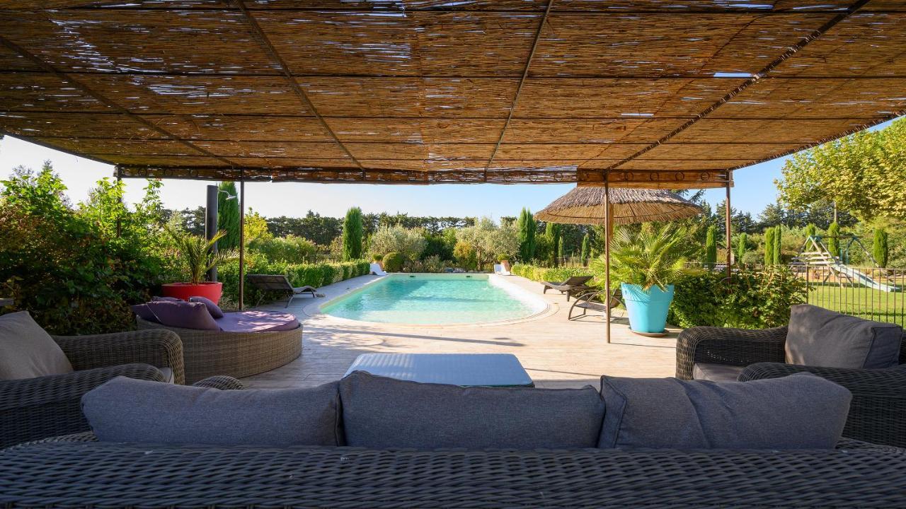 Villa D Agathe En Provence Graveson — 4-Star Luxury Hotel in Graveson, France